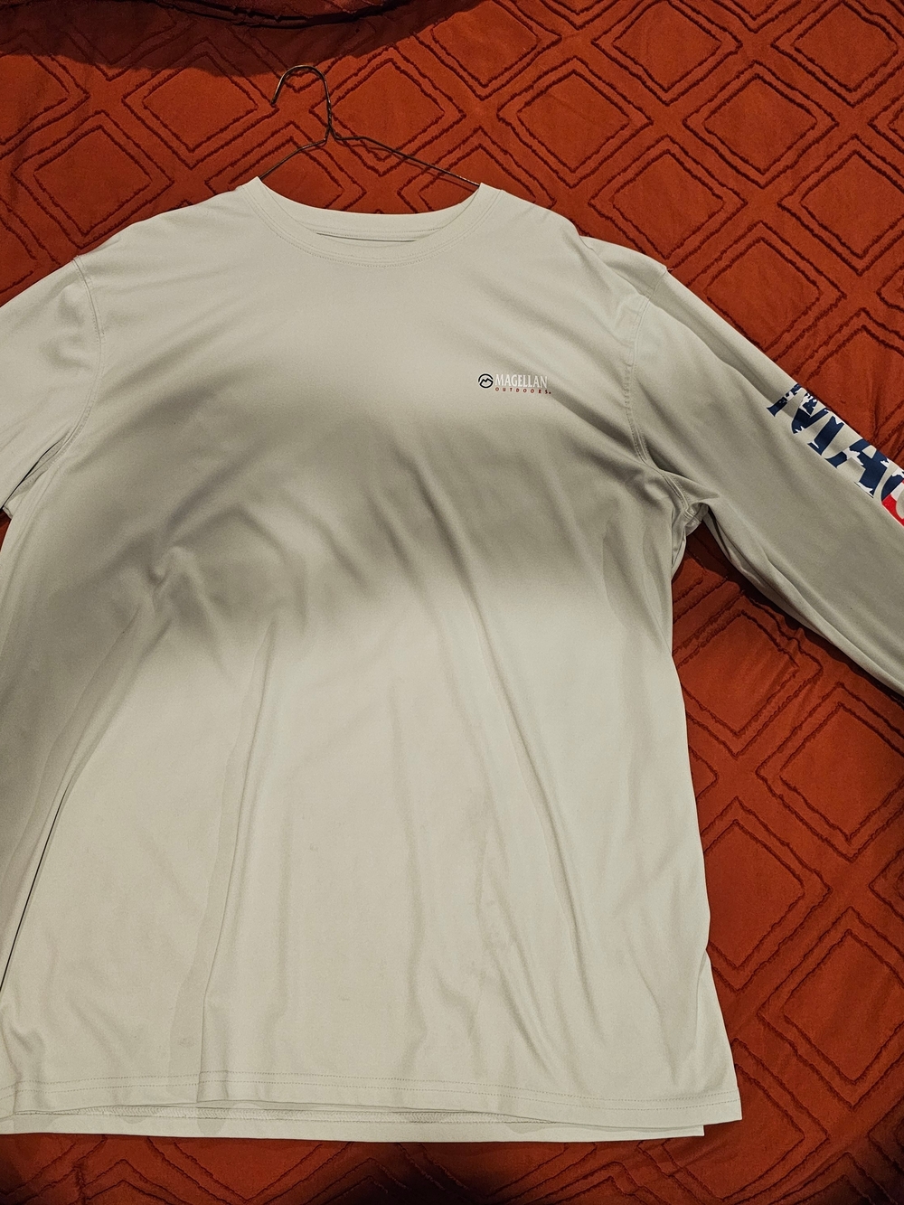 Magellan Outdoors Men's Long Sleeve Performance Shirt - Light Gray